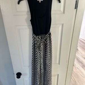Black & Cream - Chevron Printed Maxi Dress